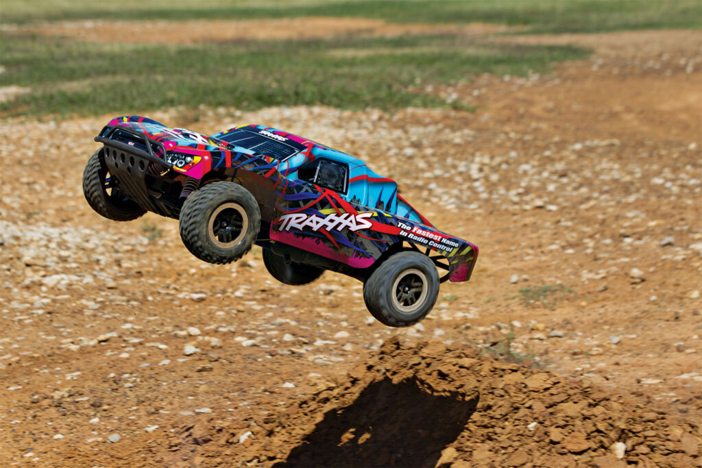 traxxas nitro slash hitting dirt jump